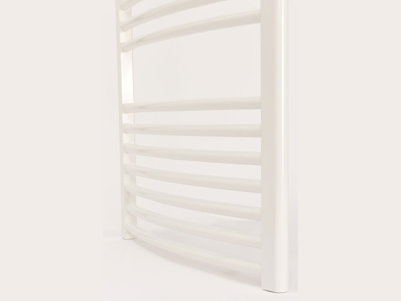 Radiator baie PURMO BANGA ALB CURBAT